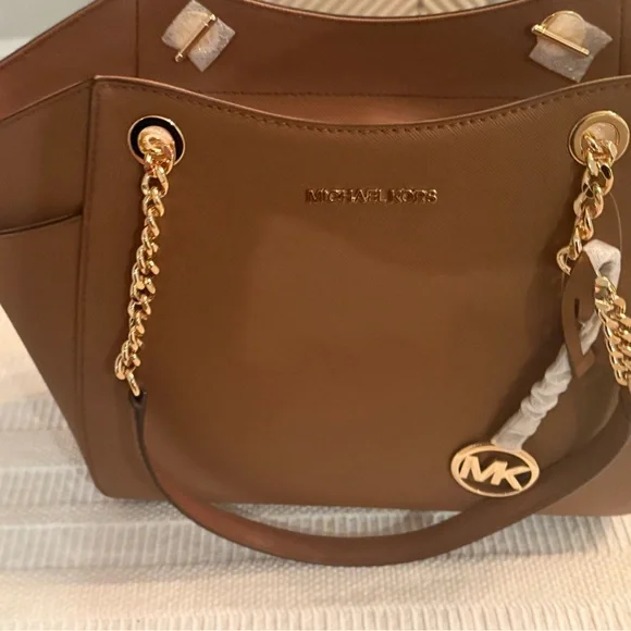 New Michael Kors Jet Set Chain Tote – Luggage Brown - Picture 9 of 13
